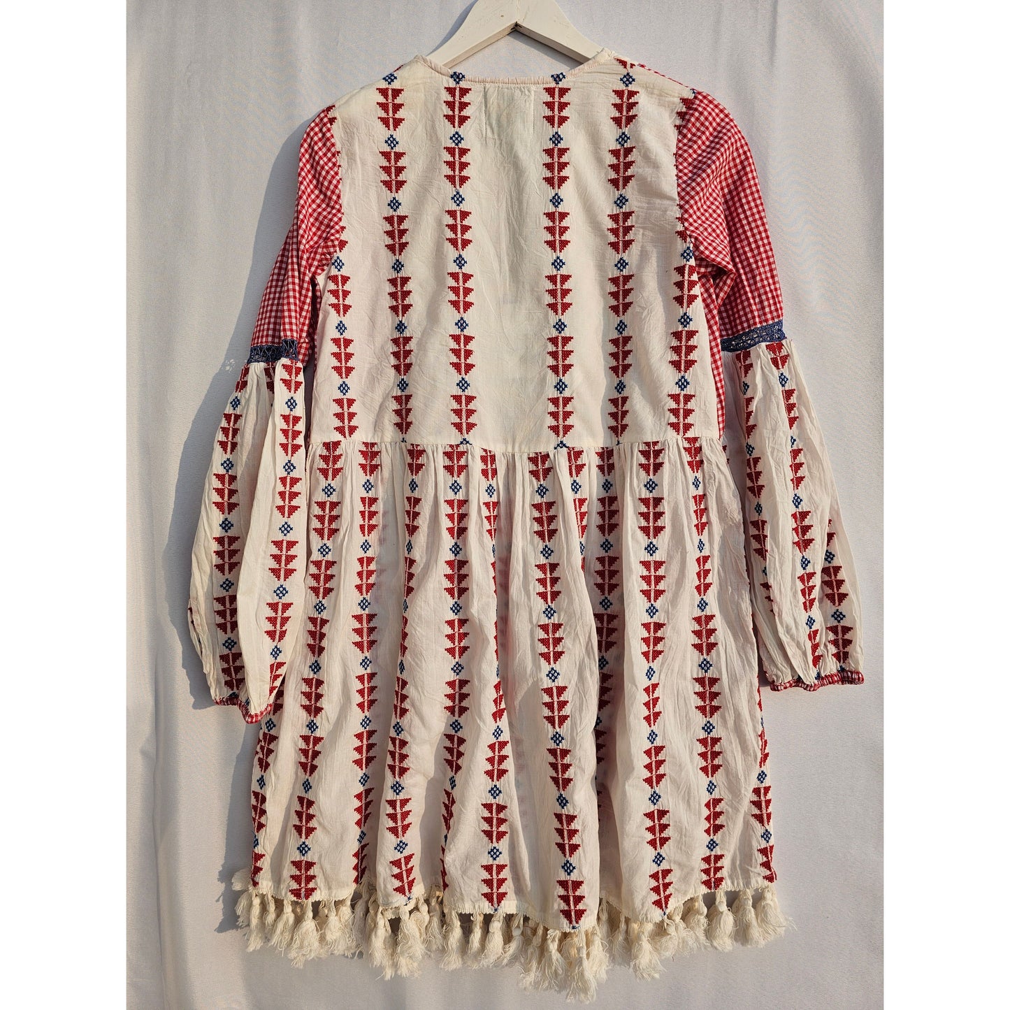 Area stars embroidered Sorrento - Size Small - NWT