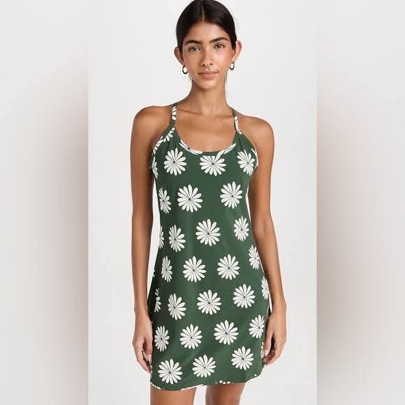 Outdoor Voices Green Mini Skort – Size Large