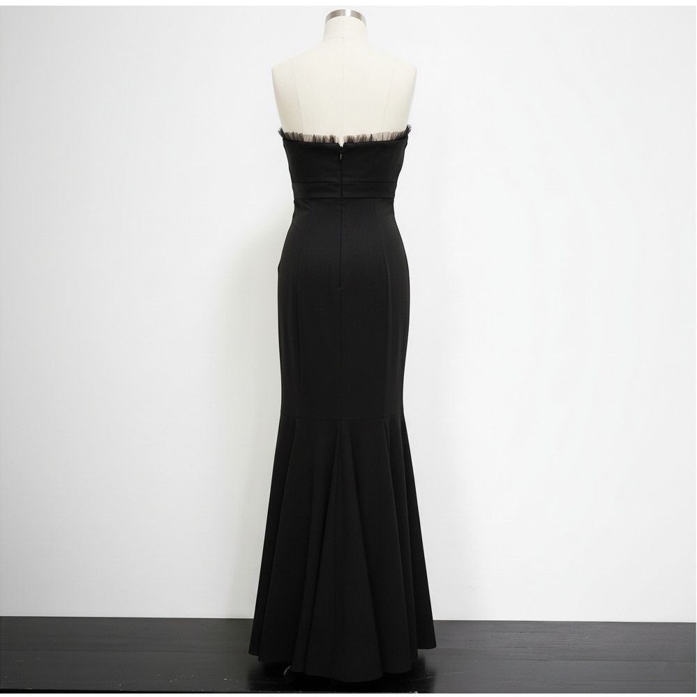 Cache shapely black strapless - Size Small (Sz 4)