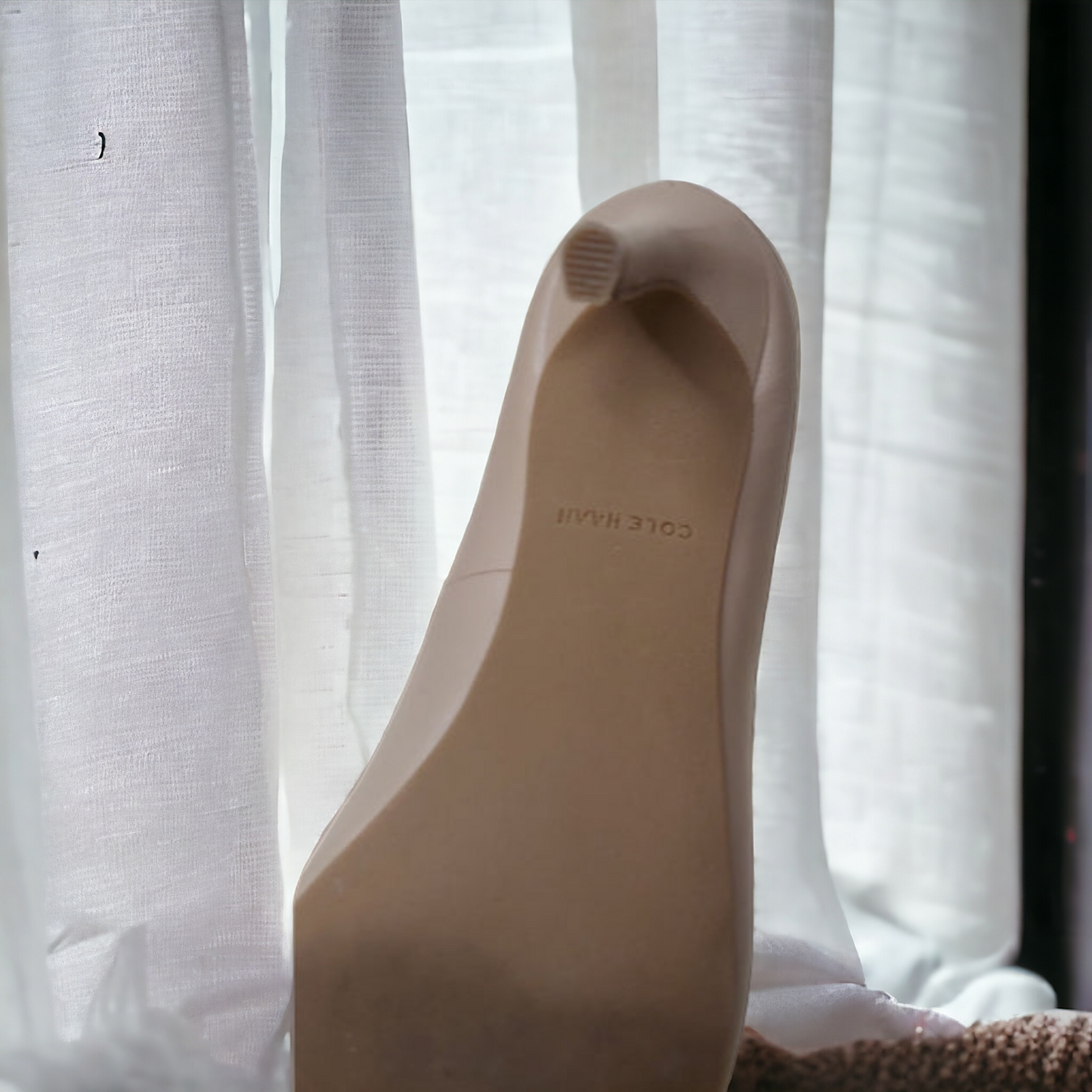 Cole Haan Nude Leather Pumps - Shoe Size 6
