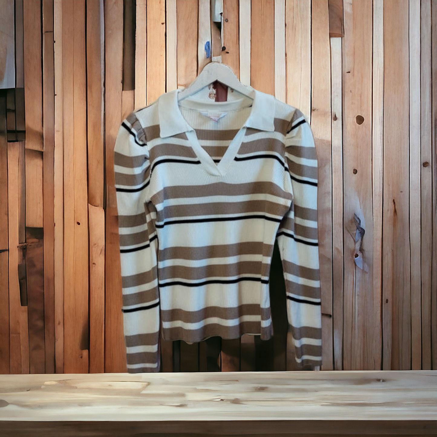 No Boundaries V Neck Ribbed Sweater - Size Curvy Girl Large (XL)