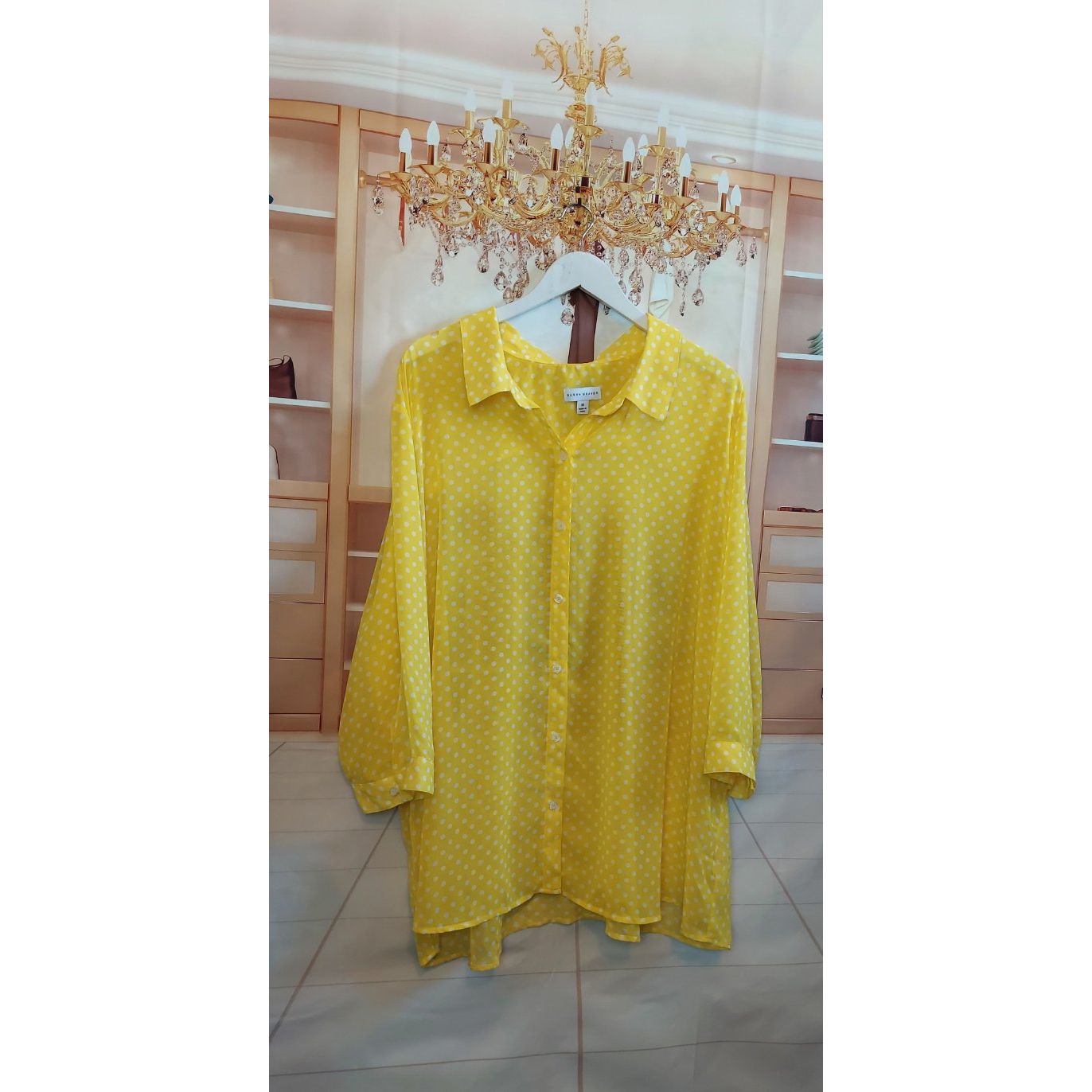 Susan Graver Polka Dot Blouse - Size Curvy Girl (Sz 3X)