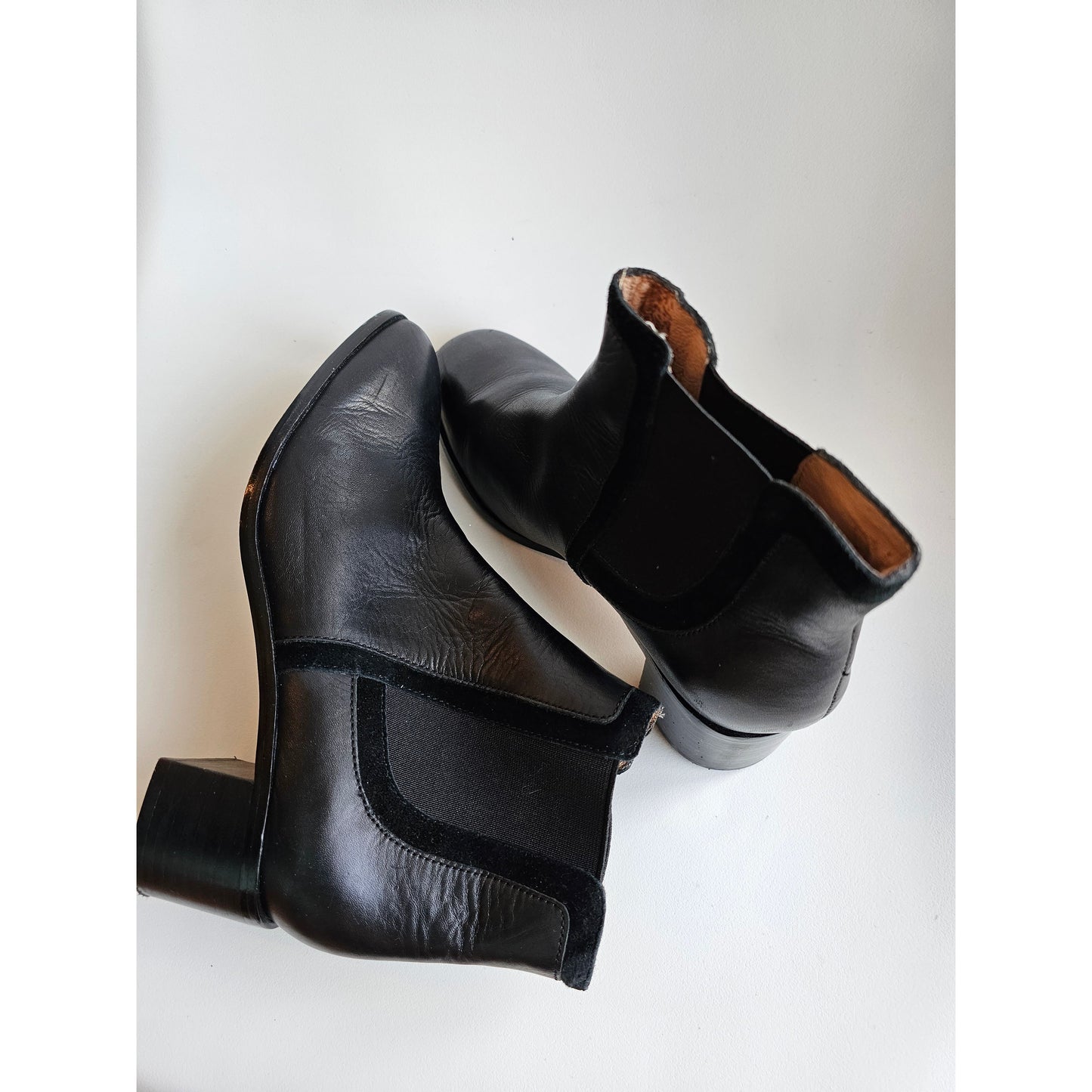 Madewell Black Leather Slip-On Elastic Ankle Boots - Sz 7.5