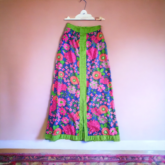 Elegant Vintage Vibrant Silk A-Line Skirt - Size Small