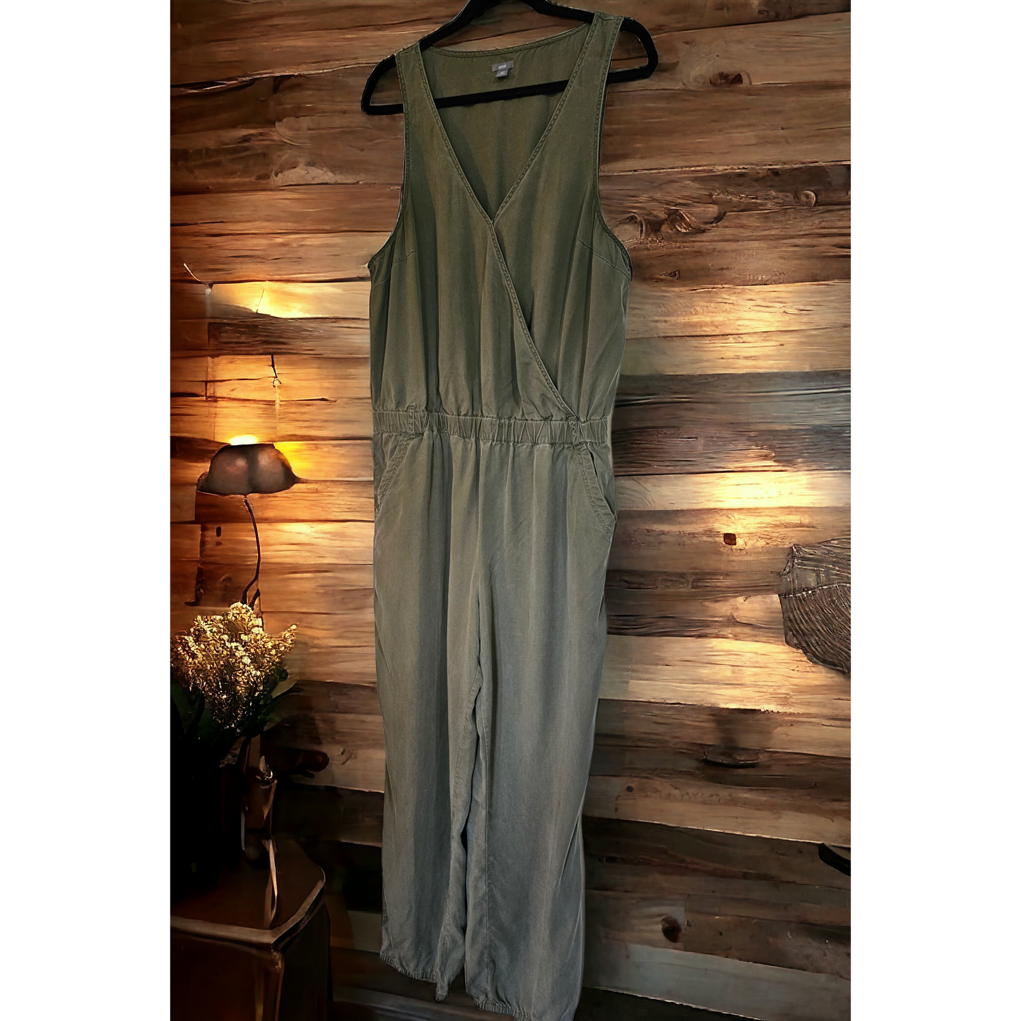 Aerie Green Jumpsuit - Size Curvy Girl - (Sz XL)