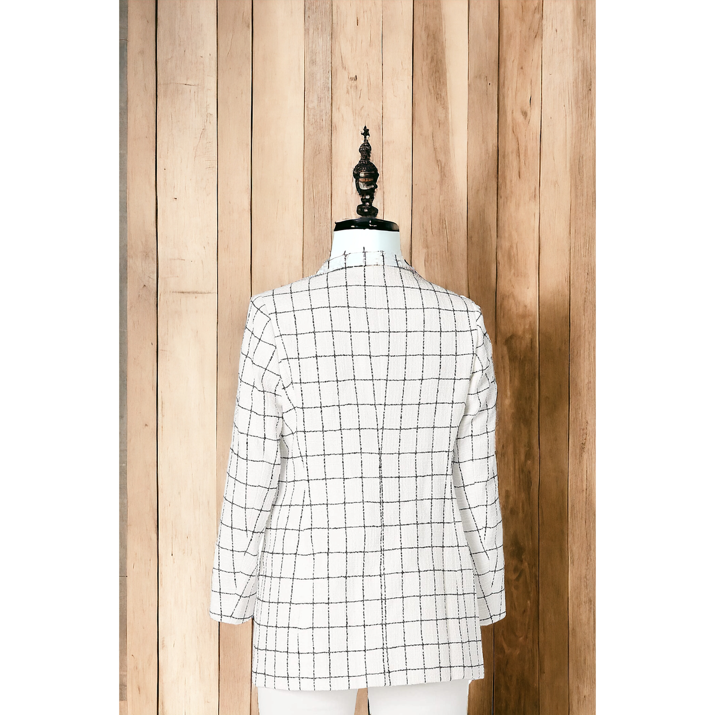 Kasper White Black Plaid Blazer - Size Curvy Girl - (Sz 2X)