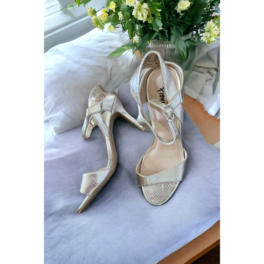 Fioni Gold Sandal Pumps - Size  7